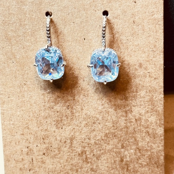 Silver Tone Earrings w/Oval Lab Created Pale Blue Stones NWOT - Picture 2 of 13